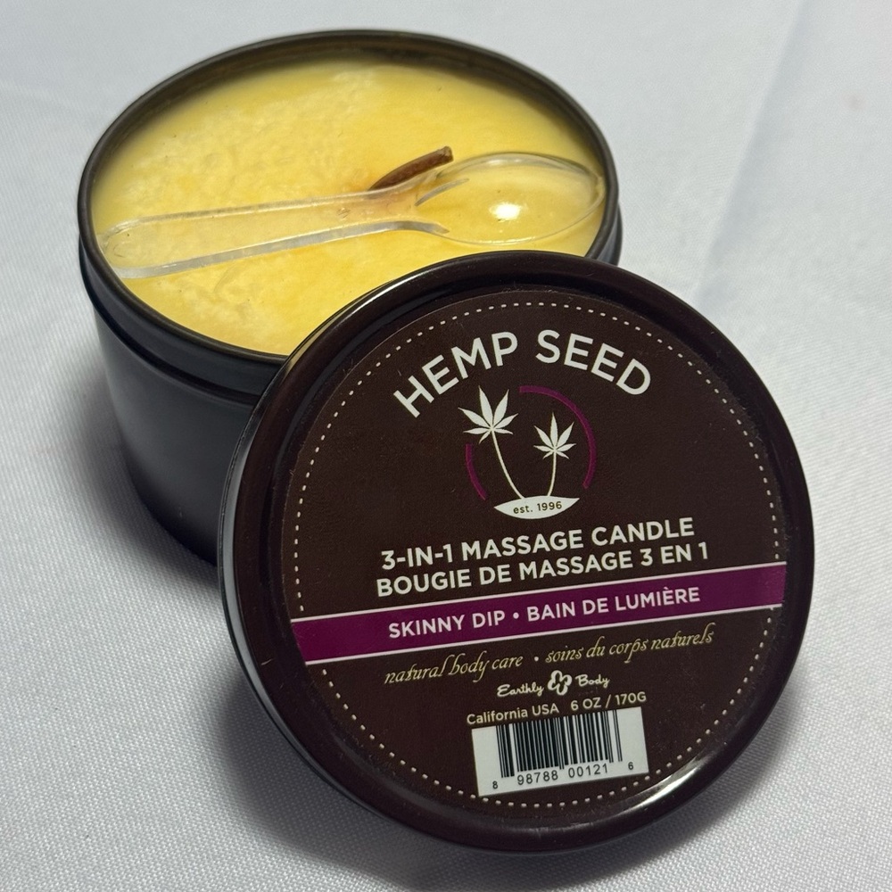 Hemp Seed 3-in-1 Massage Candle Skinny Dip Scent - Picture 3 of 3